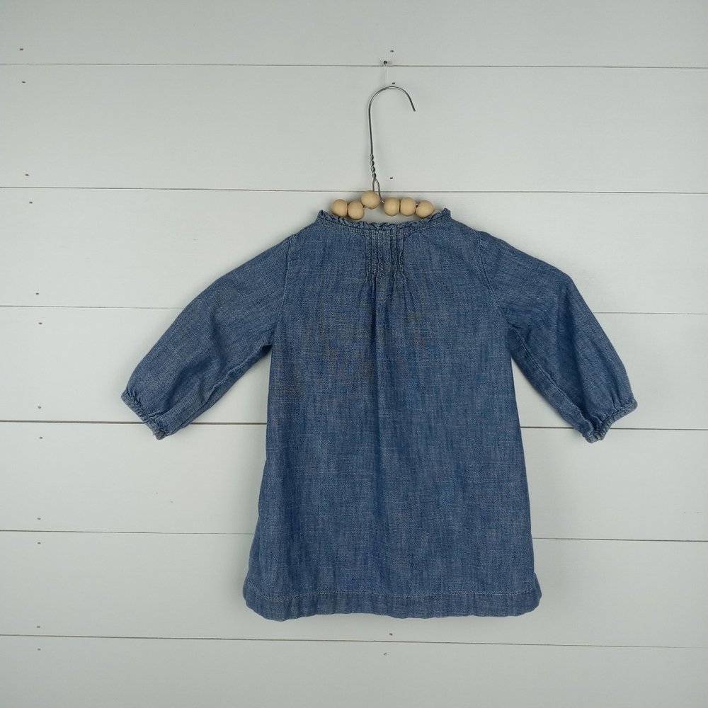 Baby Gap girls size 18-24 chambray ribbed button down dress metal buttons ruffle - Picture 6 of 6